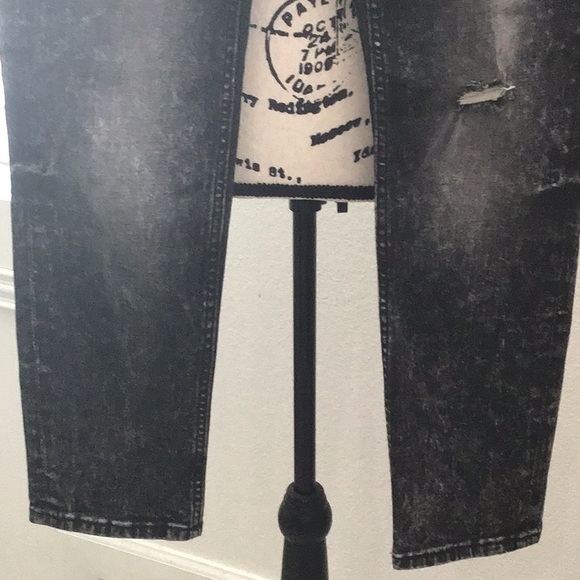 NWOT VIGOSS Ripped Distressed Whiskered Denim Pants Mid Rise Slim Fit - Picture 5 of 12